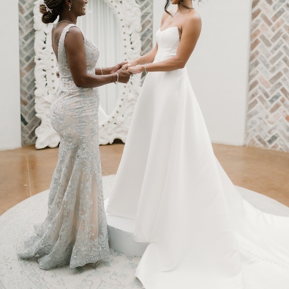 Stella Couture Mother of the Bride Dress - Size 8 - Picture 8 of 9